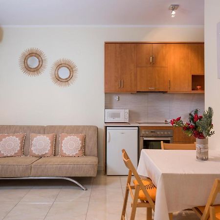 Luxury Coastal Retreat, Mountain View Balcony With Palm Trees & Parking Leilighet Khania Eksteriør bilde