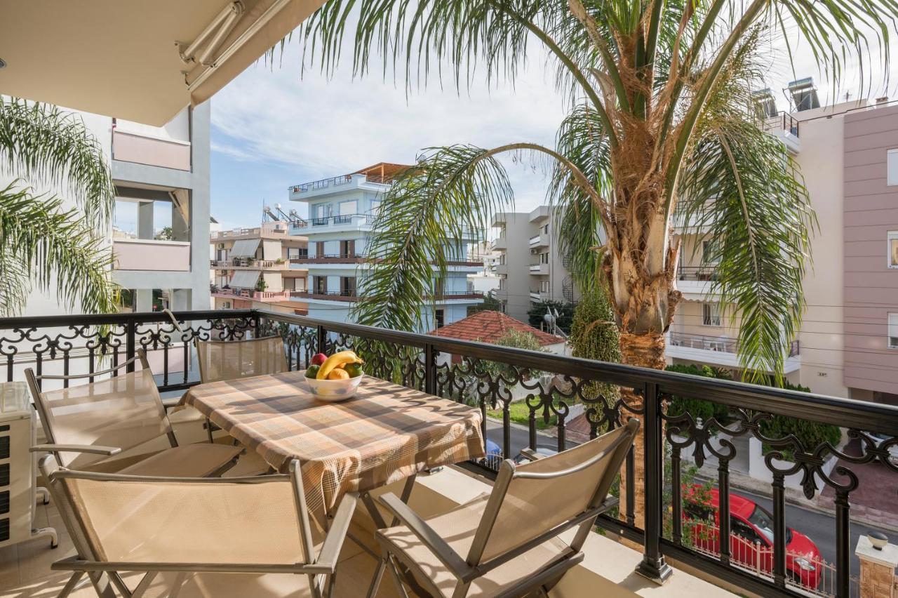 Luxury Coastal Retreat, Mountain View Balcony With Palm Trees & Parking Leilighet Khania Eksteriør bilde